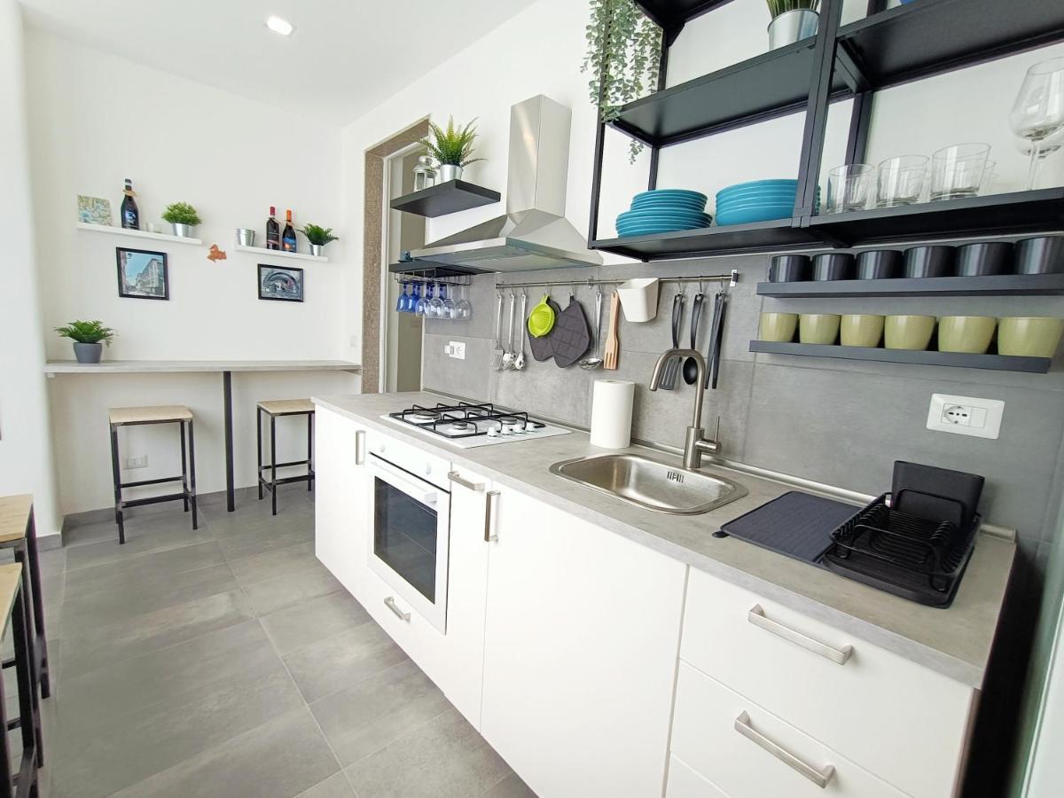 Orto Limoni Apartment - Quadrilocale Catania Centro Bagian luar foto