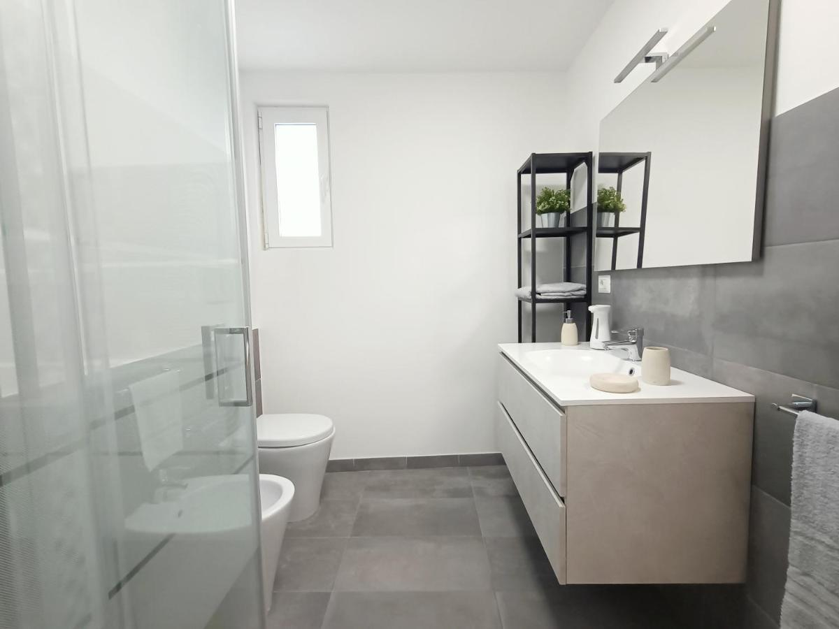 Orto Limoni Apartment - Quadrilocale Catania Centro Bagian luar foto