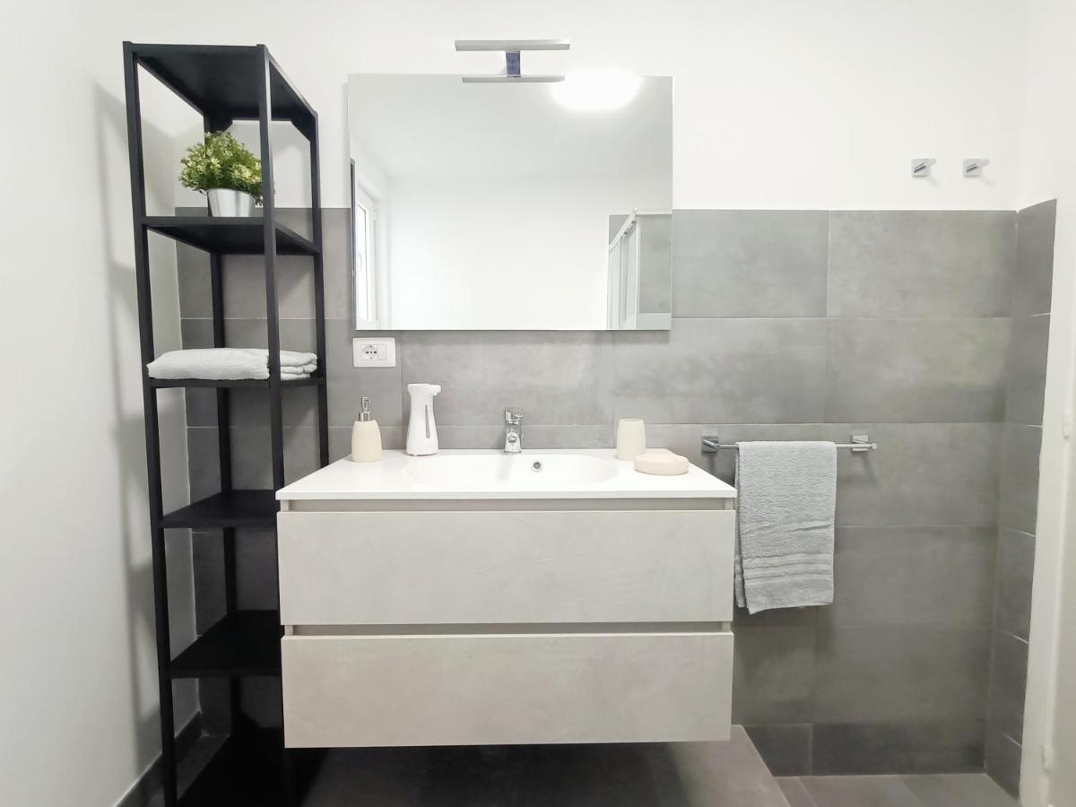 Orto Limoni Apartment - Quadrilocale Catania Centro Bagian luar foto