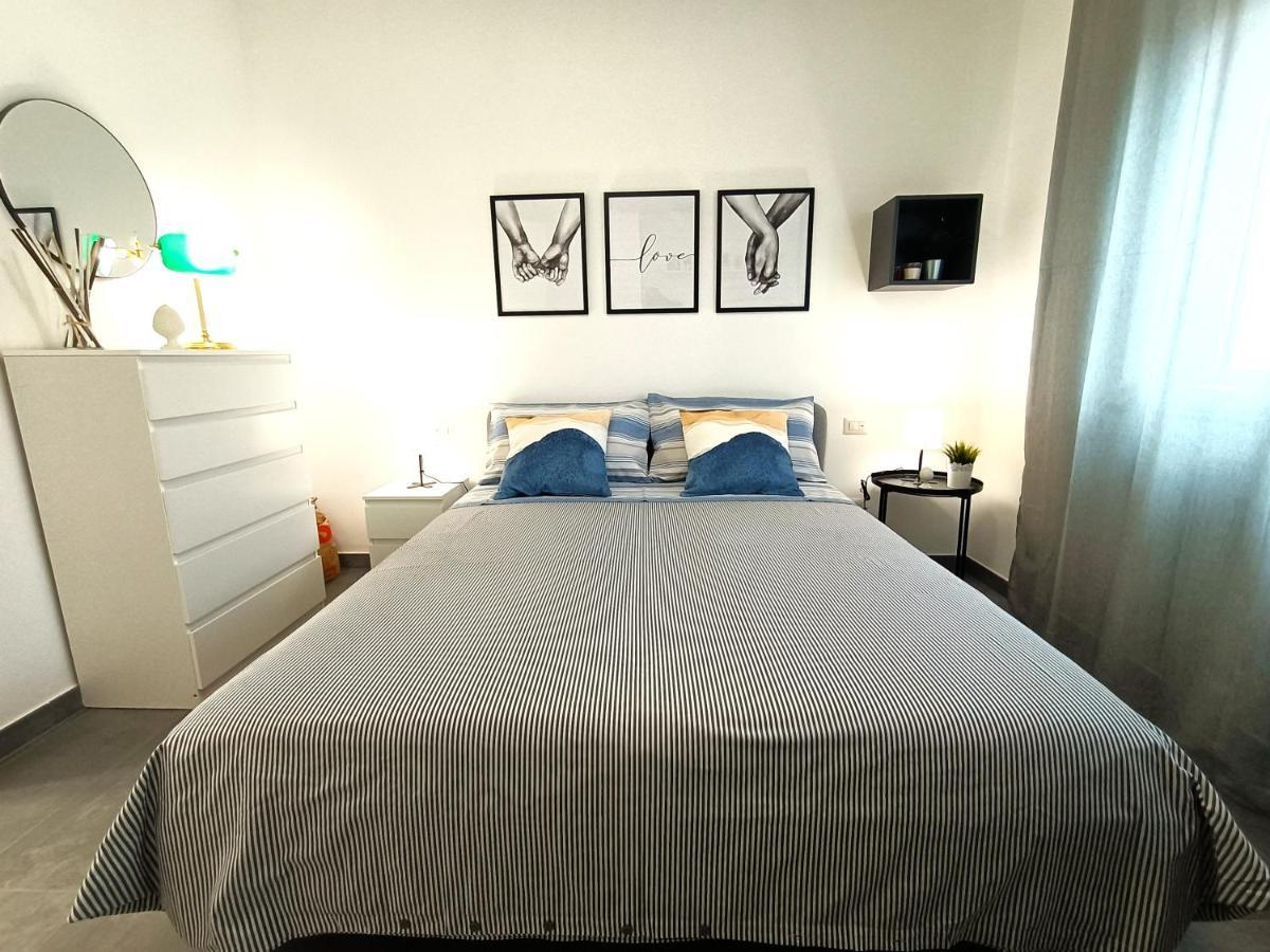 Orto Limoni Apartment - Quadrilocale Catania Centro Bagian luar foto